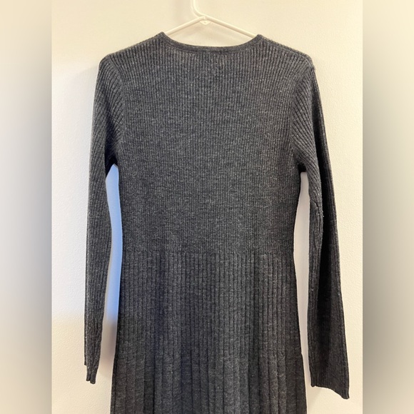 34. Milano Maxi Dress - Picture 2 of 10